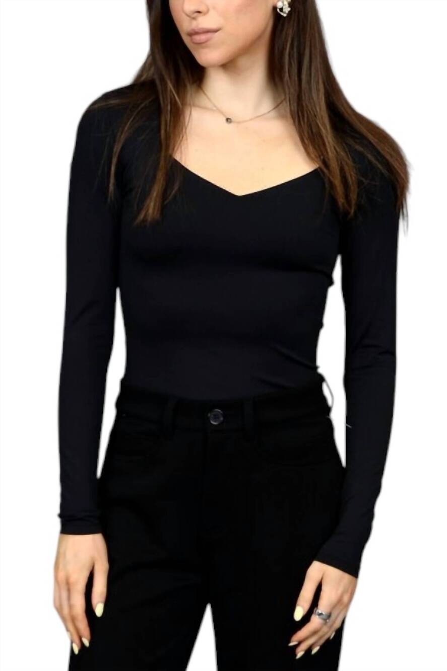 NEW RD STYLE sanna sweetheart neck top in black